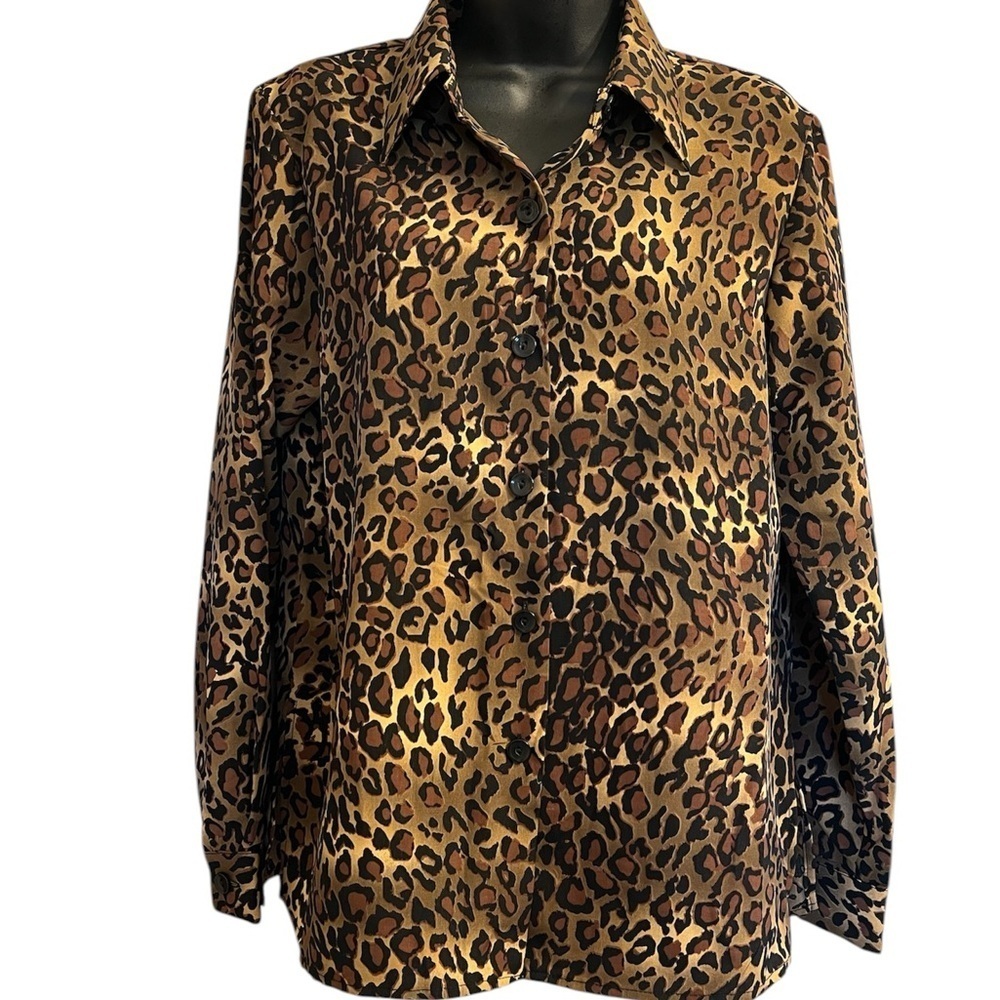 Susan Graver Leopard Button Long Sleeve Women’s Top Sz XS